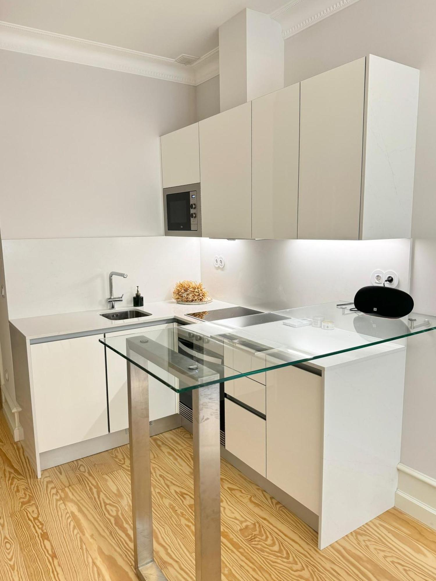 Quarto Com Banheiro Privativo Na Baixa ลิสบอน ภายนอก รูปภาพ