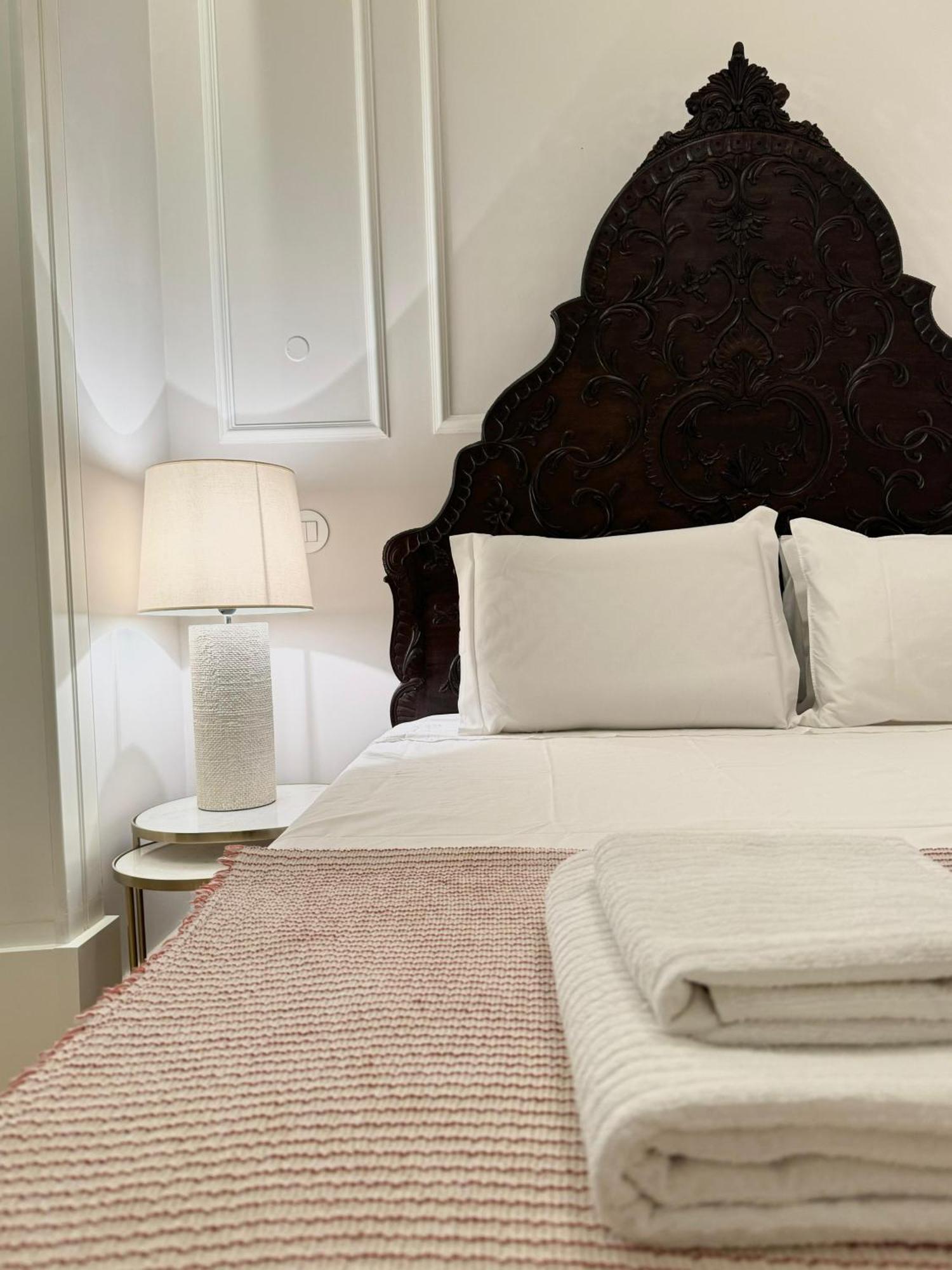 Quarto Com Banheiro Privativo Na Baixa ลิสบอน ภายนอก รูปภาพ